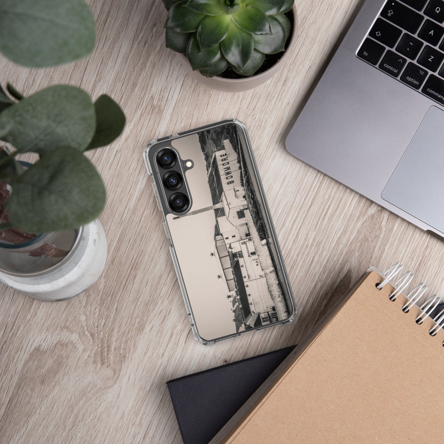 Bowmore Distillery Black White Clear Case for Samsung® Samsung Galaxy S25